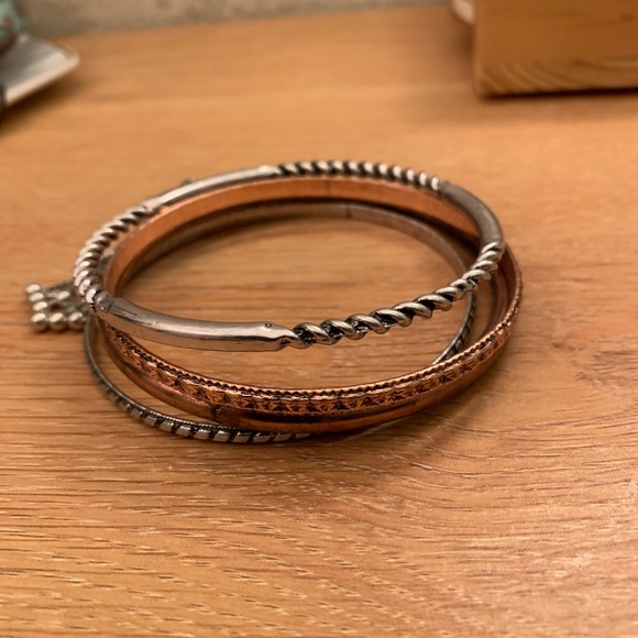 Set of bracelets from Buckle - Picture 9 of 12